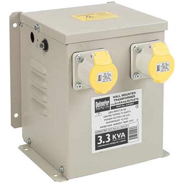 Transformer Defender E205067 3.3kVA Wall Mounted Transformer 230V110V
