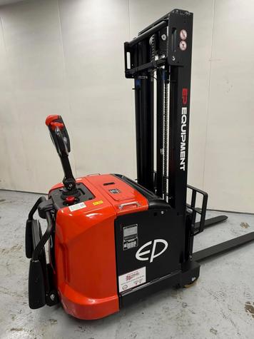 Warrior RSC082 800kg Pedestrian Counterbalanced Stacker with tilt 3.0m